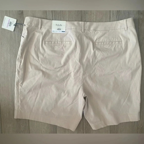 Rafaella Women’s‎ Low Rise Straight Hip Modern Weekend Tan Stretch Shorts 22W - Picture 4 of 10